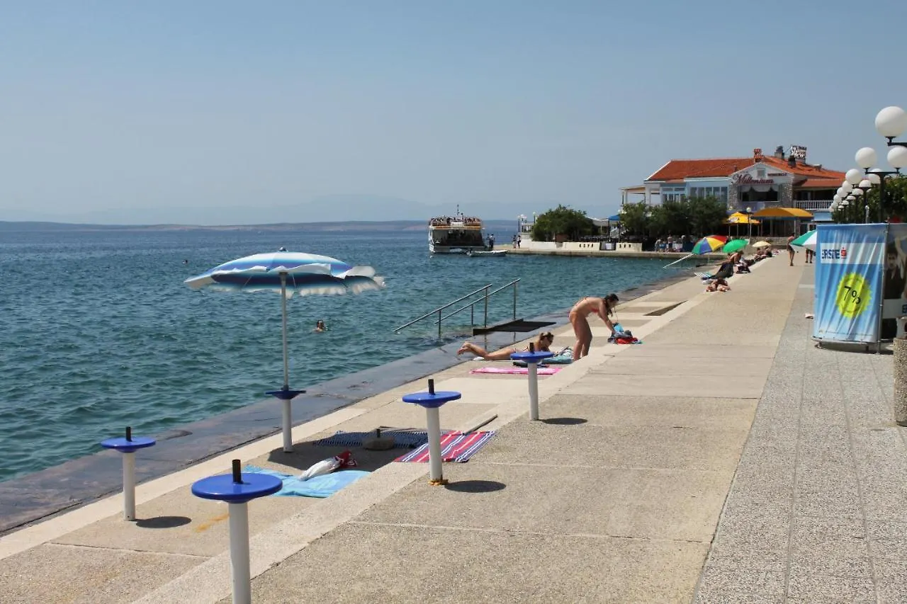 Twin Room Selce 2362A 3*,  Croatia
